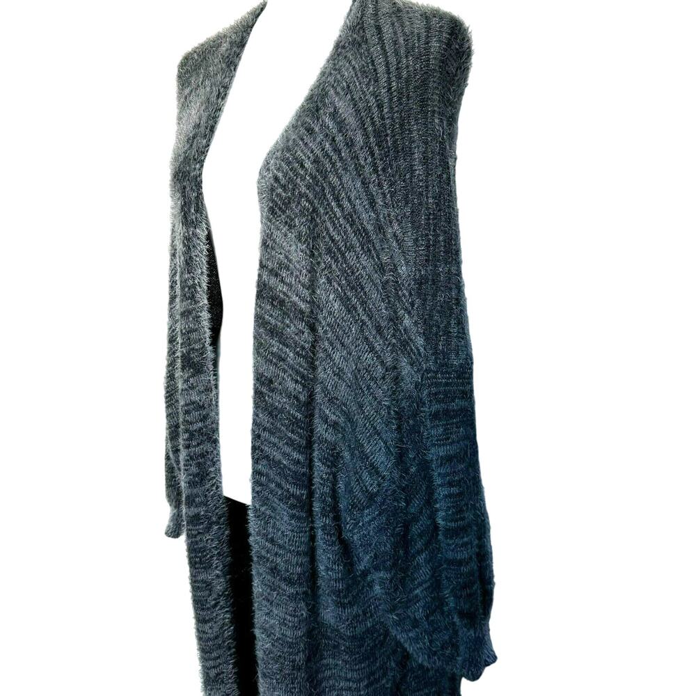 BLACK TAPE Women's 3X Gray Fuzzy Fur Knit Long Cardigan Sweater Open Front Cozy‎